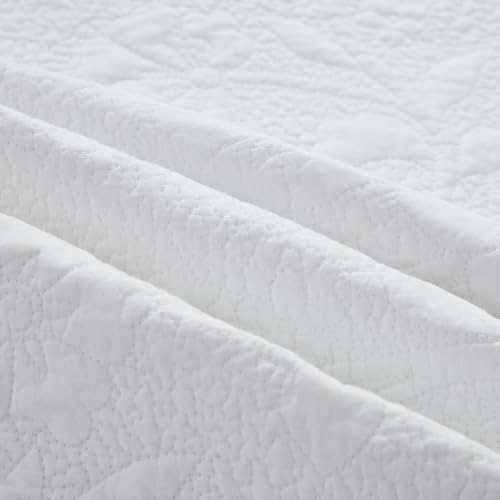 Brandream Premium Cotton Quilted Throw Blanket 47x60 Inch, Bright White Floral Vine Stitching with Elegant Scalloped Edge, Decorative Sofa Throw