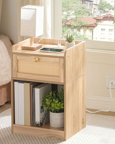 CHOEZON Nightstand with Charging Station, Side Table with Rattan-Style Drawer and Storage Shelf, Modern Rattan Night Stand with 2 USB Ports, Boho End Table Bedside Table for Bedroom, Natural MBZ01UWO