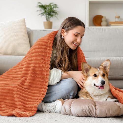 BEDELITE 3D Ribbed Burt Orange Fall Throw Blanket for Couch, 50x70 Inch