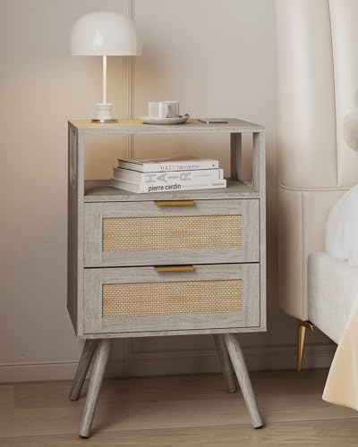 JOONEE Rattan Nightstand,Farmhouse Bedside Table with 2 Storage Drawer and Open Wood Shelf, for Bedroom and Small Spaces,Night Stand with Solid Wood Legs (Grey Oak)