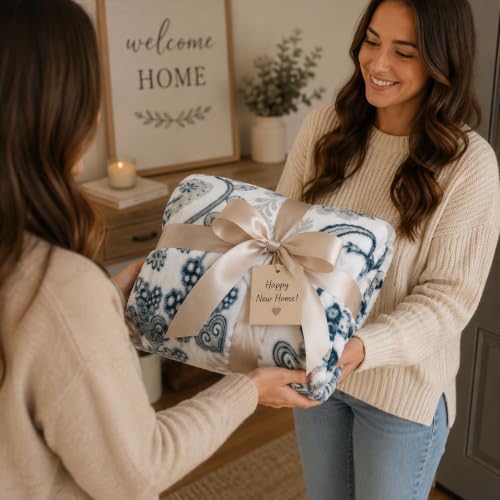 Soft Fleece Throw Blanket, Bohemian Boho White Navy Floral Paisley, 50x70