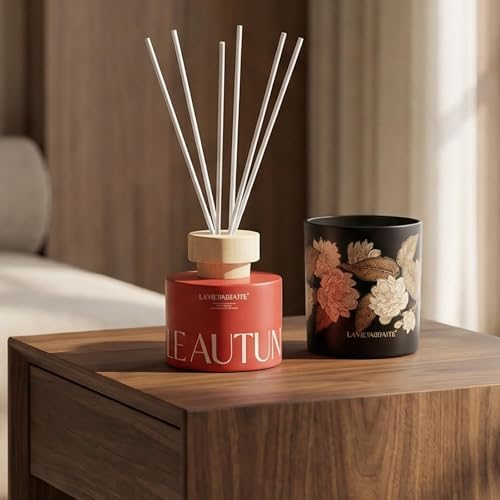 Scented Candle and Reed Diffuser Gift Set for Women – Natural Soy Wax Candle & Long-Lasting Reed Diffuser – Pear & Freesia Home Fragrance, Housewarming Gift for New Home