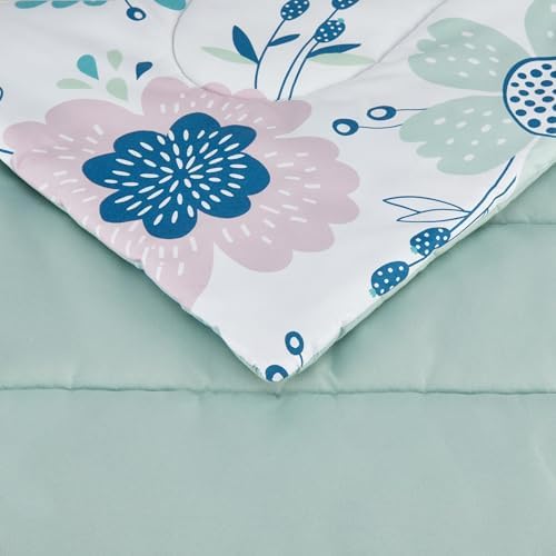 Amazon Basics 7-Piece Microfiber Kid's Comforter Bed-in-a-Bag Bedding Set with Sheets, Full/Queen, Bluish Flowers