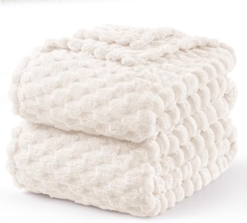 Exclusivo Mezcla 3D Fleece California King Blanket for Bed, Ivory