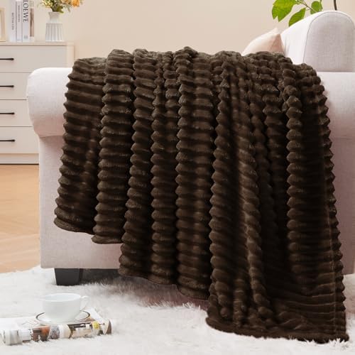 BEDELITE 3D Ribbed Dark Brown Fleece Throw Blanket for Couch, 50x60 Inch