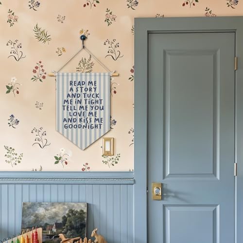 Wheatwin Kids Bedroom Decor, Read Me a Story and Kiss Me Good Night Wall Hanging Pennant Flag Banner, Kids Room Wall Decor for Boys Girls Toddler Nursery Bedroom 15x11 Inch