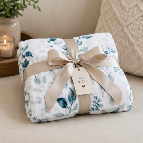 Soft Fleece Throw Blanket Bohemian Boho Elegant Teal Leaves Berries, 50x70