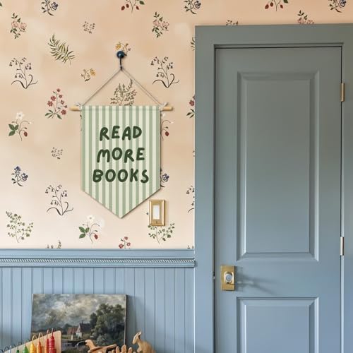 Classroom Reading Nook Decor, Read More Books Pennant Flag for Reading Corner Classroom Library 15x11 Inch - Green
