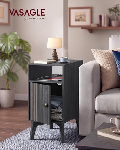 VASAGLE End Table with Charging Station, Narrow Side Table, Nightstand