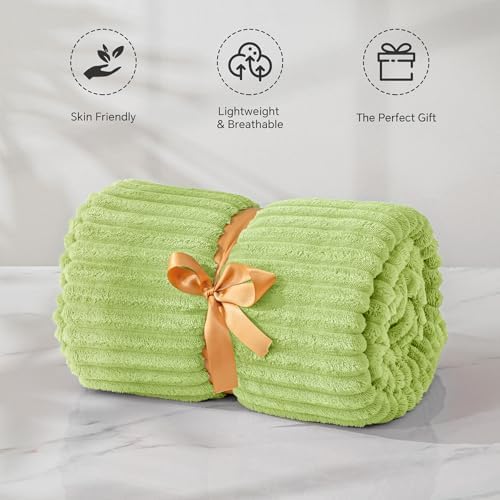 BEDELITE 3D Ribbed Cream Lime Fleece Throw Blanket for Couch, 50x60 Inch