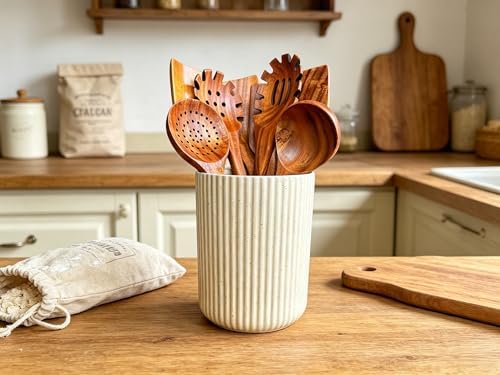 Large Stoneware Kitchen Utensil Holder for Kitchen Counter & Countertop Cooking Utensil Holder Spatula Holder Utensil Crock for Kitchen Counter Vertical Ribbed Fluted Stripe (Speckled Beige)