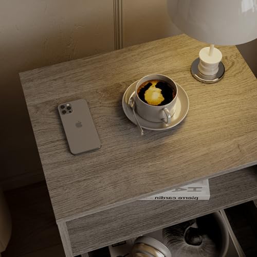 JOONEE Rattan Nightstand,Farmhouse Bedside Table with 2 Storage Drawer and Open Wood Shelf, for Bedroom and Small Spaces,Night Stand with Solid Wood Legs (Grey Oak)