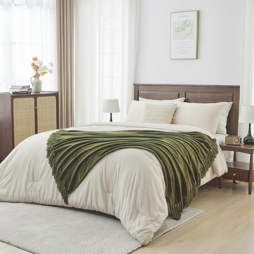 CozeCube Chenille Throw Blanket, Olive Green Fringe Blanket, 50"X60"