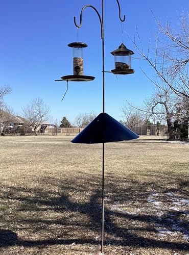 Squirrel Baffle,19-Inch Squirrel Baffle for Bird Feeder Pole,Squirrel-Proofs for Outdoor Shepherd's Hooks，Outside Pole Mount Squirrels Guard(Black 4 Pack