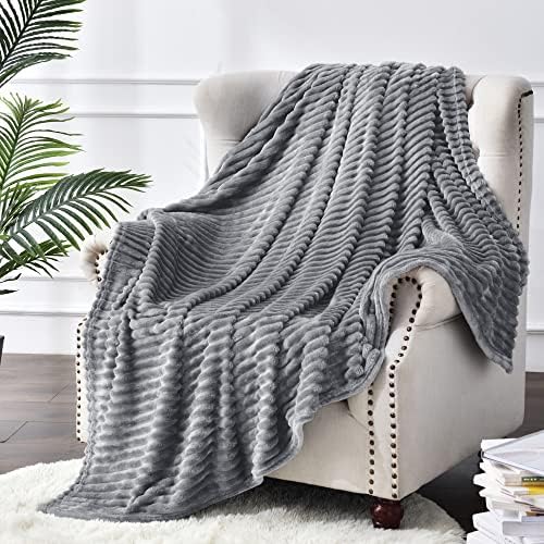 BEDELITE 3D Ribbed Jacquard Grey Fleece Throw Blanket for Couch, 50x70 Inch