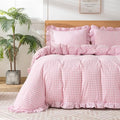 Gingham Duvet Cover King Size, 3 Pieces Soft Breathable Microfiber Plaid Duvet Cover with Zipper Closure & 2 Pillow Shams, Ruffle Farmhouse Vintage Decor, Pink