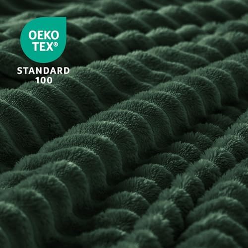 BEDELITE 3D Ribbed Emerald Green Fleece Twin Blanket for Couch, 60x80 Inch