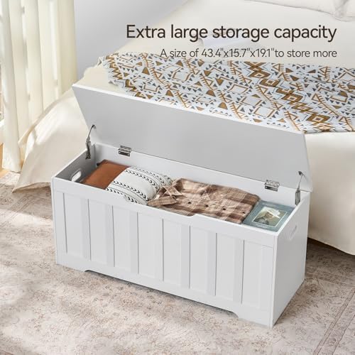VANKILEY 43.3" Storage Chest Extra Large, Storage Bench.(White)