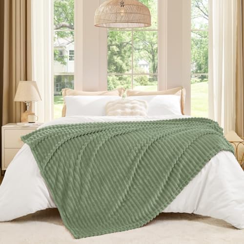 BEDELITE Ribbed Sage Grey Green Fleece Throw Blanket for Couch, 50x60 Inch