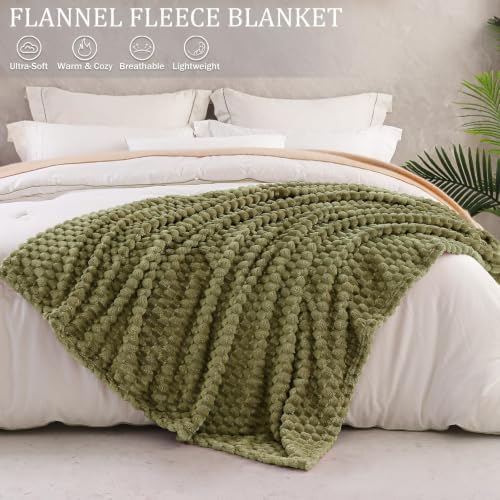 Exclusivo Mezcla Large 3D Fleece Throw Blanket for Couch, Olive Green