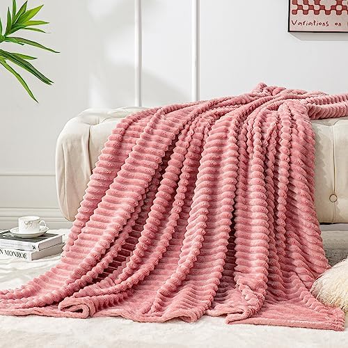BEDELITE 3D Ribbed Jacquard Pink Fleece Twin Blanket for Couch, 60x80 Inch