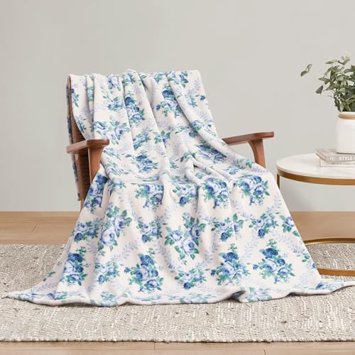 Jessica Simpson Oversized 60"X70" Plush Throw Blanket, Braelyn Blue Roses