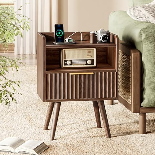 Huuger Nightstand Set of 2 with Charging Station, USB-C Port, End Tables