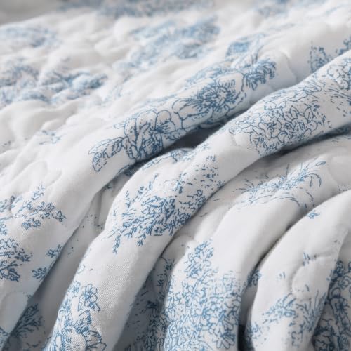 Brandream Blue Toile Quilted Throw Blanket 47" x 60" Cozy Cotton Decorative Blanket French Country Cottage Floral Quilt Throw for Bed Couch Sofa Daybed All-Season Coverlet