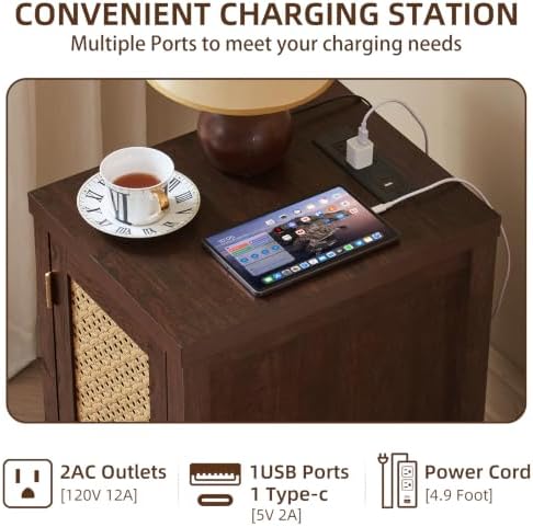 YUFAM Rattan Nightstand Set of 2 with Charging Station, Brown
