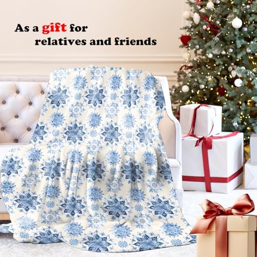 Winter Blue Snowflake Throw Blanket for Couch, Snowflake Christmas Decor, Vintage Blue and White Porcelain Floral Throw Blanket for Bedroom Living Room Home Decoration, 50x60 Inches