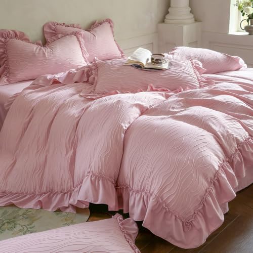 French Chic Ruffled Duvet Cover Queen Size Pink Wavy Jacquard Cottagecore Bedding Set 3 Pieces, Microfiber Zipper Comforter Cover and 2 Pillowcases Aesthetic Retro Bedding Duvet Cover for All Seasons