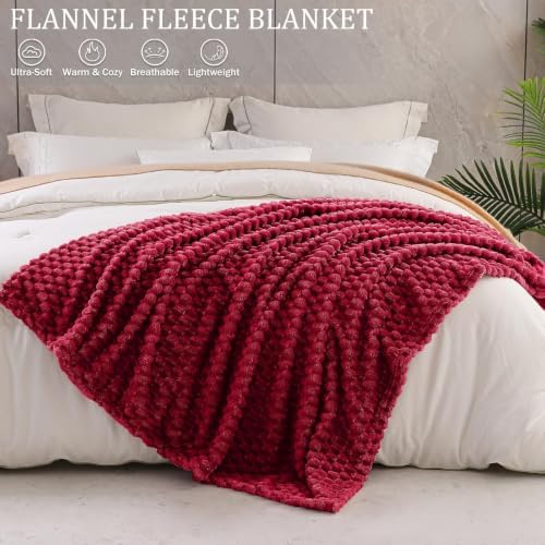 Exclusivo Mezcla Large 3D Fleece Throw Blanket for Couch, Deep Red