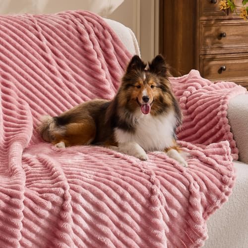 BEDELITE 3D Ribbed Jacquard Pink Fleece Throw Blanket for Couch, 50x70 Inch