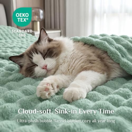 BEDELITE Sage Green 3D Fleece Bubble Throw Blanket for Couch, 50x60 Inches