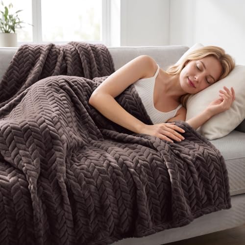 Exclusivo Mezcla Fleece Throw Blanket for Couch Sofa, 50”x70”, Coffee