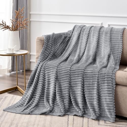 BEDELITE 3D Ribbed Jacquard Grey Fleece Throw Blanket for Couch, 50x70 Inch