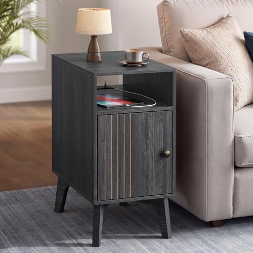 VASAGLE End Table with Charging Station, Narrow Side Table, Nightstand
