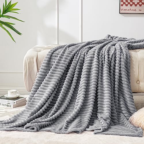 BEDELITE 3D Ribbed Jacquard Grey Fleece Throw Blanket for Couch, 50x60 Inch