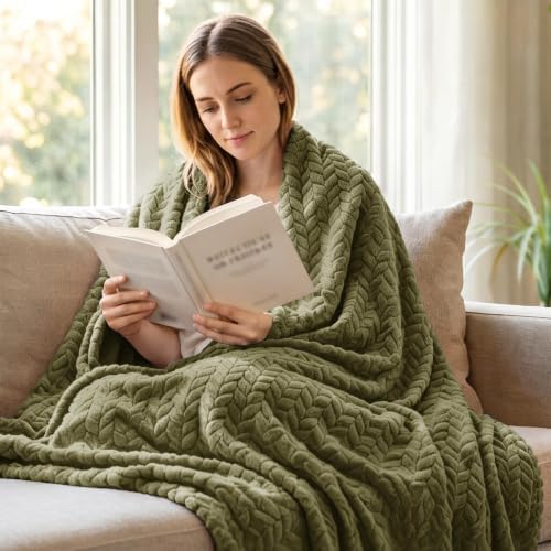 Exclusivo Mezcla Fleece Throw Blanket for Couch Sofa, 50”x70”, Olive Green