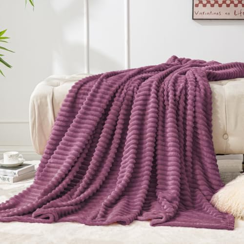 BEDELITE 3D Ribbed Jacquard Plum Fleece Throw Blanket for Couch, 50x60 Inch