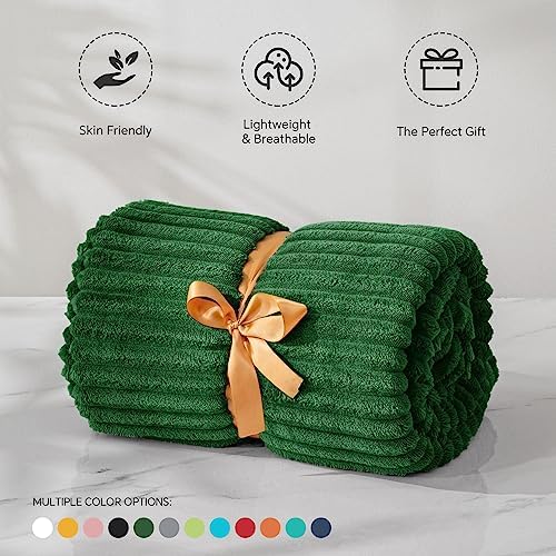 BEDELITE 3D Ribbed Dark Green Fleece Throw Blanket for Couch, 50x60 Inch
