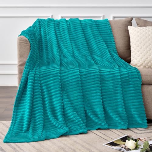 BEDELITE 3D Ribbed Ocean Blue Fleece Twin Blanket for Couch, 60x80 Inch