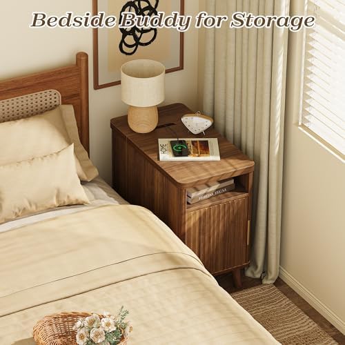 Huuger Narrow End Table with Charging Station, USB-C Port