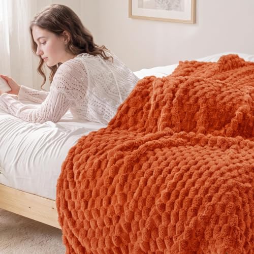 Exclusivo Mezcla 3D Fleece Twin Size Blanket for Bed, Burnt Orange