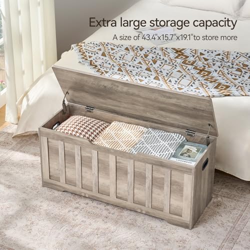 VANKILEY 43.3" Storage Chest Extra Large, Storage Bench.(Greige)