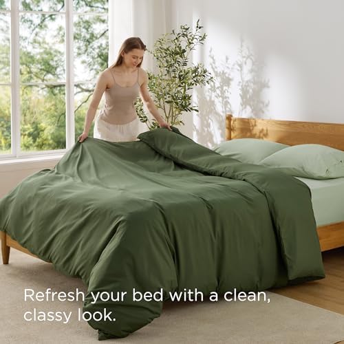 Bedsure Duvet Cover Queen Size, Soft Double Brushed Bedding, Olive Green