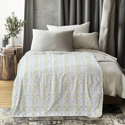 Vintage Floral Blanket, Grandmillennial Pastel Flower Decorative Throw Blanket for Couch Bed Sofa, Preppy Botanical Throw Blankets for Living Room Bedroom Decor, 50x60 Inches
