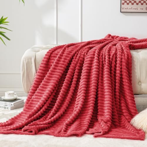 BEDELITE 3D Ribbed Jacquard Red Fleece Throw Blanket for Couch, 50x70 Inch