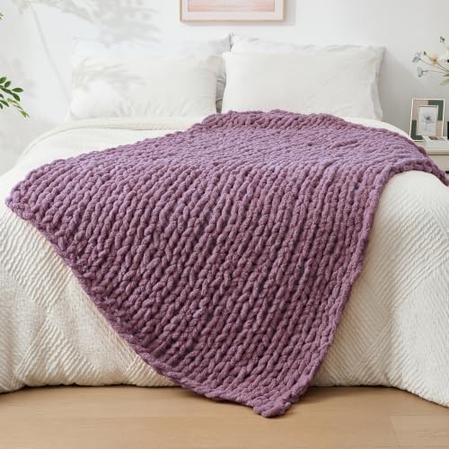 Bigacogo Chunky Knit Throw Blanket for Couch, 40x60 inches, Winter Grape