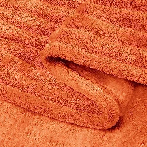 BEDELITE 3D Ribbed Burt Orange Fall Blankets Queen Size for Bed, 90x90 Inch